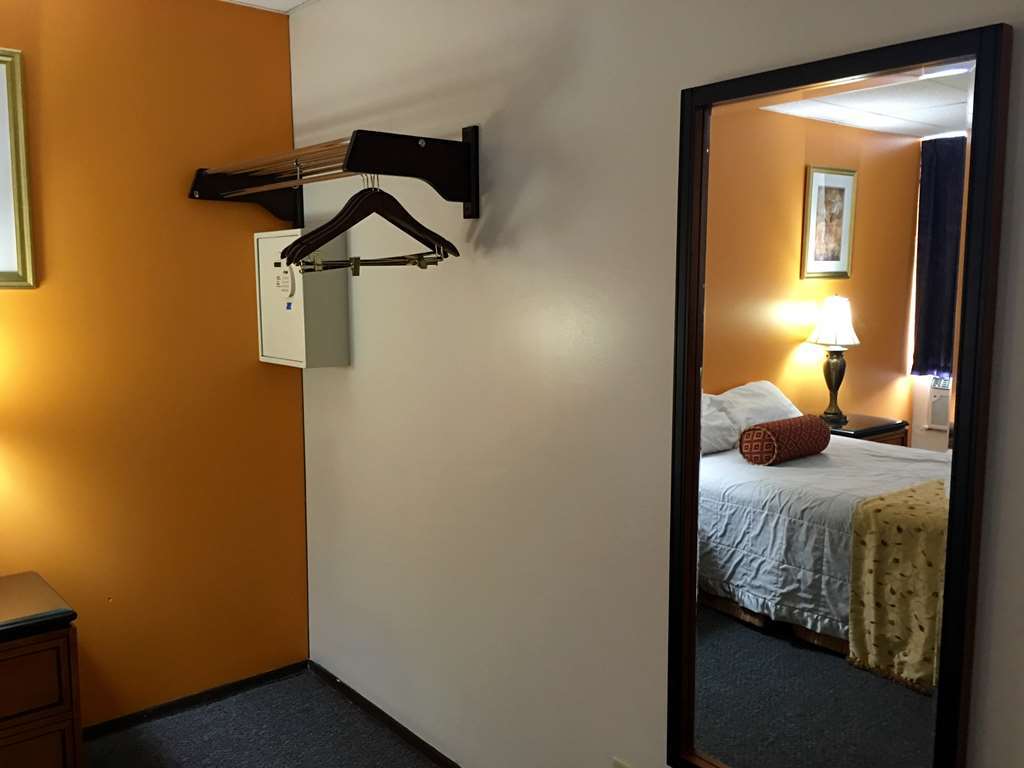 M Star North Canton - Hall Of Fame Room photo